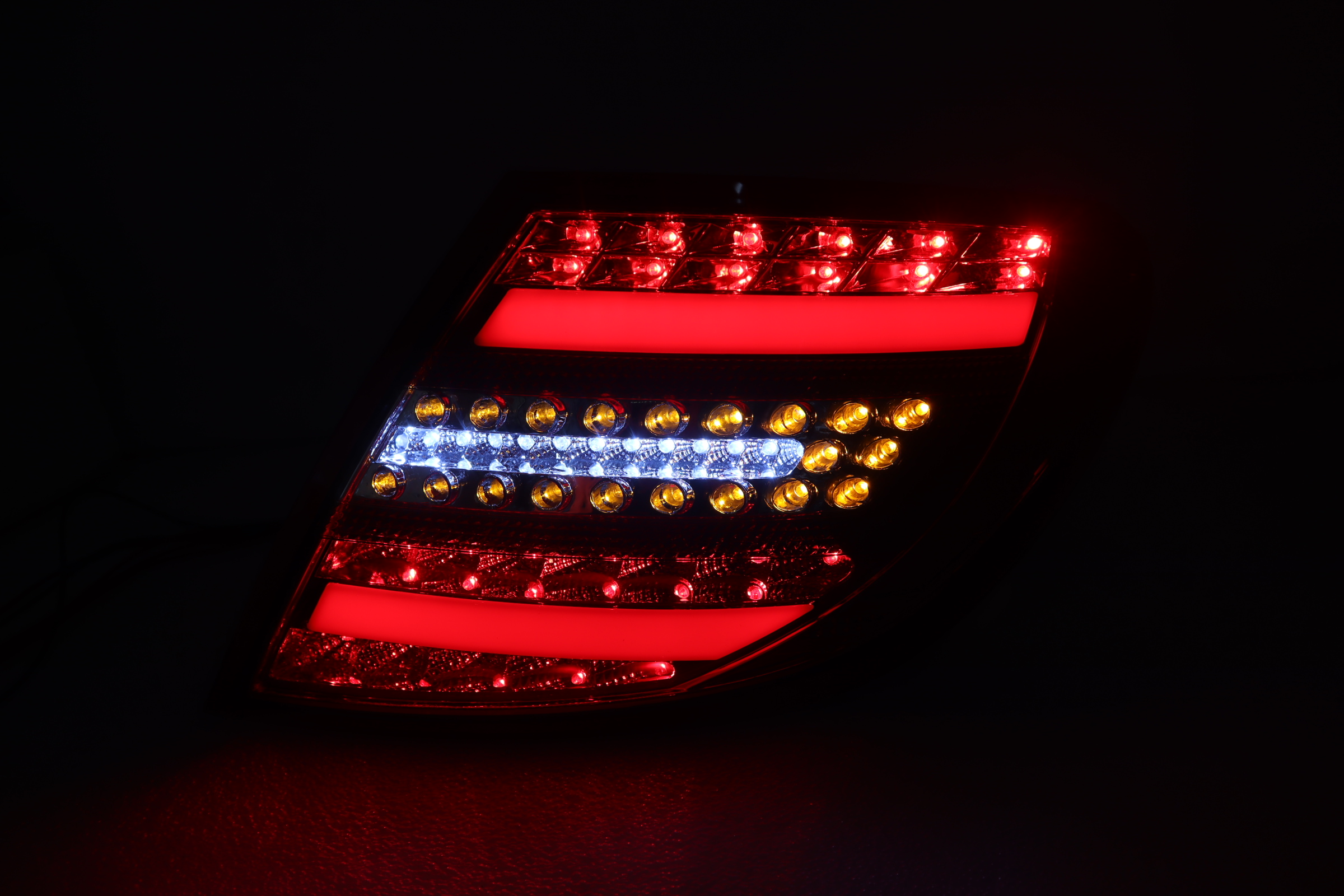 New Clear / Red Bright LED Tail Brake Light For 12-14 M-Benz W204