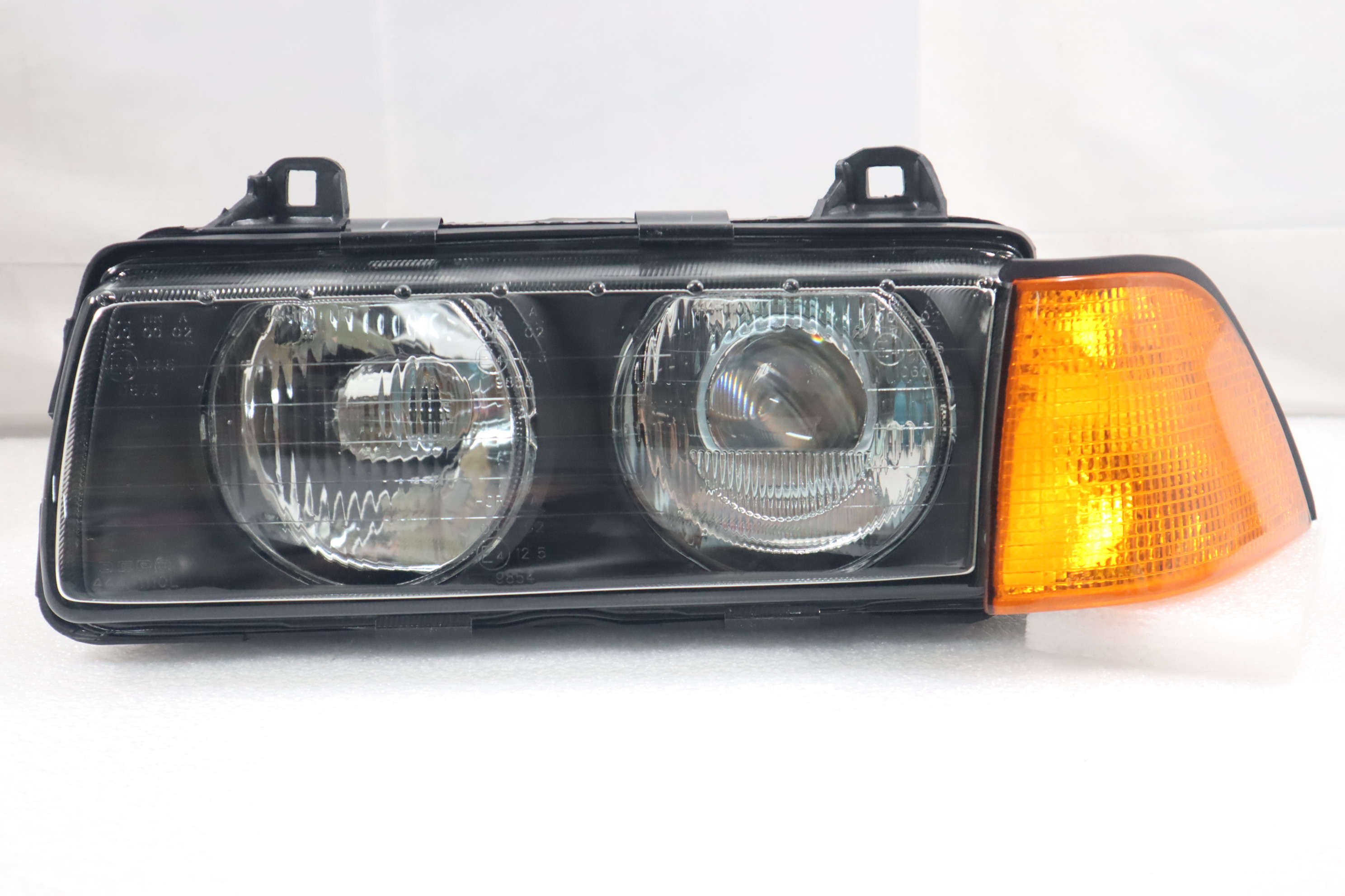 HELLA ヘラー　スクエアー　ライト Hella Glass Lens Projector Headlight+Amber Corner Lights For BMW