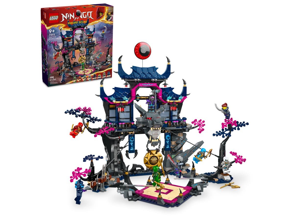LEGO Ninjago Series 71813 Wolf Mask Shadow Dojo