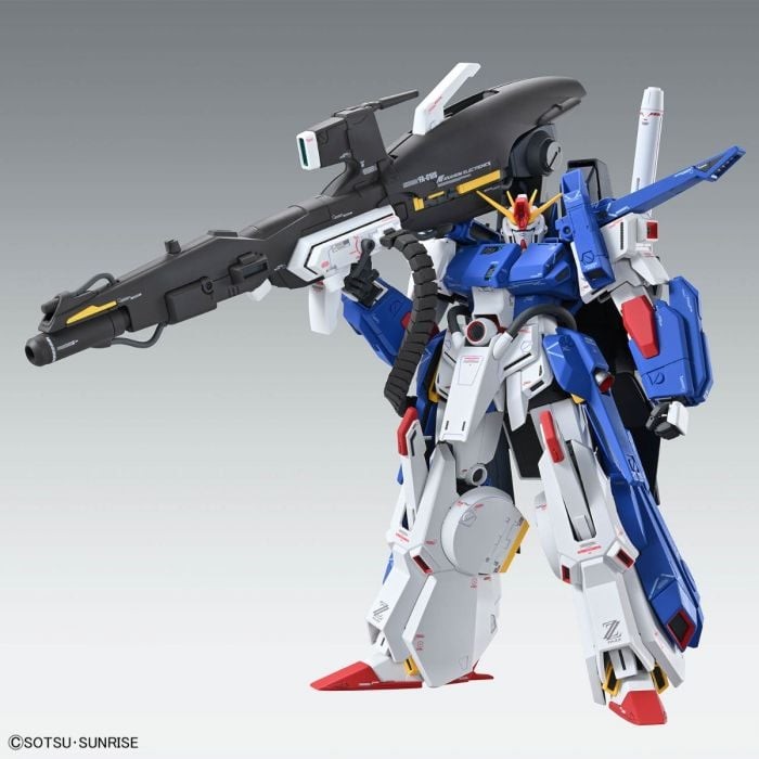 Bandai MG Model Kits - 1/100 Full Armor Enhanced ZZ Gundam (FAZZ