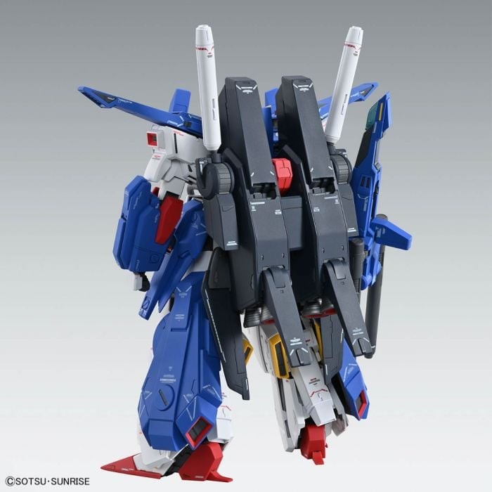 Bandai MG Model Kits - 1/100 Full Armor Enhanced ZZ Gundam (FAZZ
