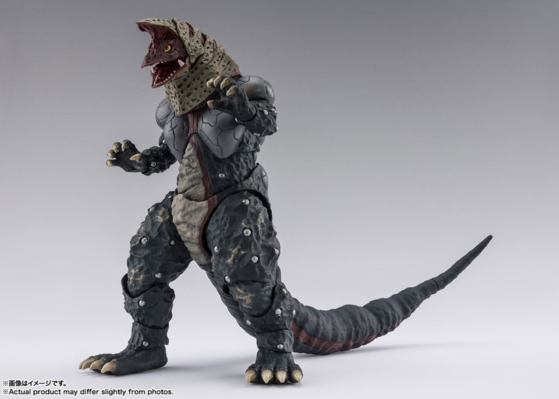 Bandai S.H.Figuarts Golza 30th Anniversary Edition "Ultraman Tiga"