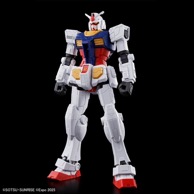 BANDAI ENTRY GRADE 1/144 RX-78F00/E Gundam Model Kit (Mobile Suit Gundam)