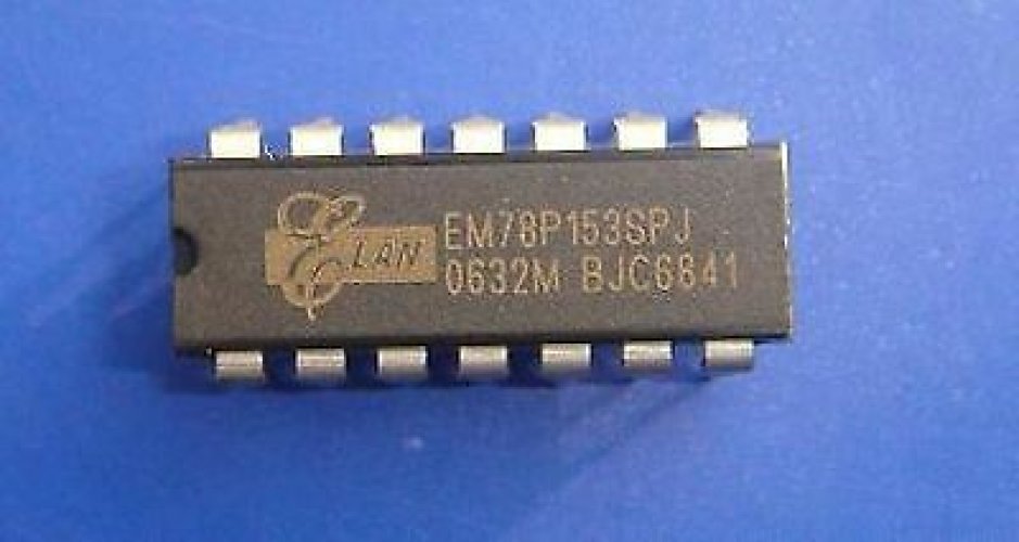 EMC EM78P153SPJ DIP-14 8-BIT MICRO-CONTROLLER