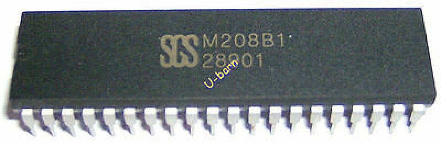 SGS M208B1 DIP-40 0.1 uF, 5 V PoweredCMOSRS-232