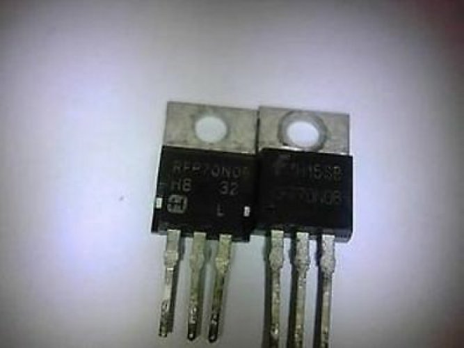 FAIRCHIL RFP70N06 TO-220 70A 60V Avalanche Rated