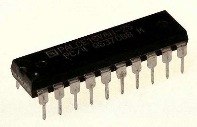 AMD PALCE16V8H-15 DIP-20 EE CMOS 20-Pin Universal