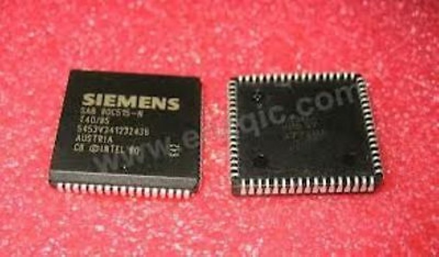 SIEMENS SAB80C515-N PLCC-68 8-Bit CMOS