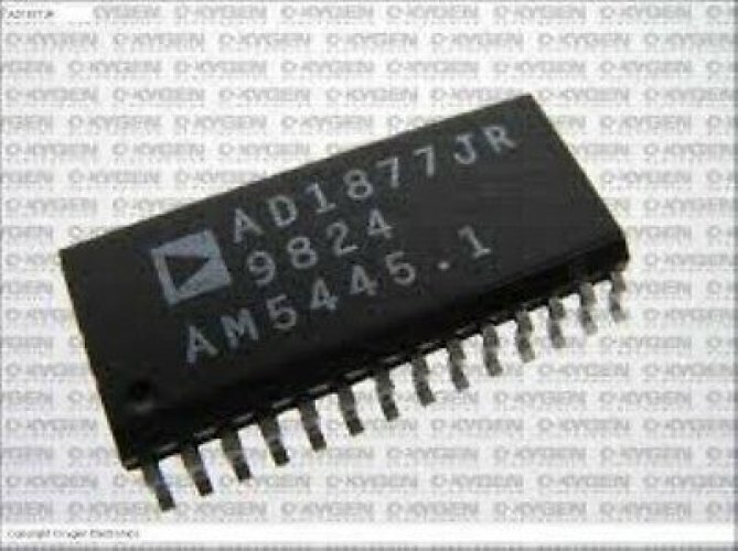 AD AD1877JR SOP-28 Single-Supply 16-Bit Stereo ADC