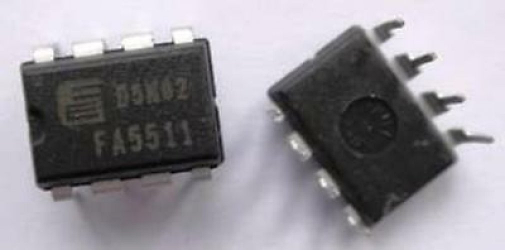 FUJITSU FA5311 DIP8  BipolarIC For Switching Power Supply Con