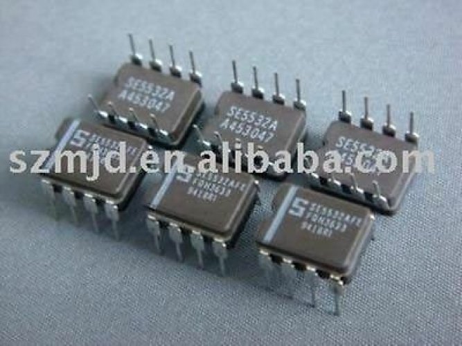 PHI SE5532AF CDIP-8 Internally-compensated dual low