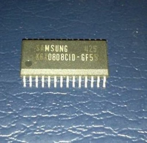 SAMSUNG K6X0808C1D-GF55 SOP-28 32Kx8 bit Low Power CMOS