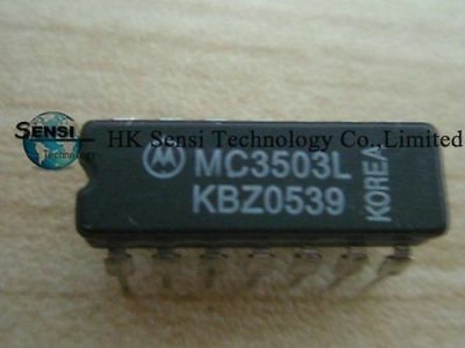 MOTOROLA MC3503L CDIP-14 LOW POWER QUAD BIPOLAR