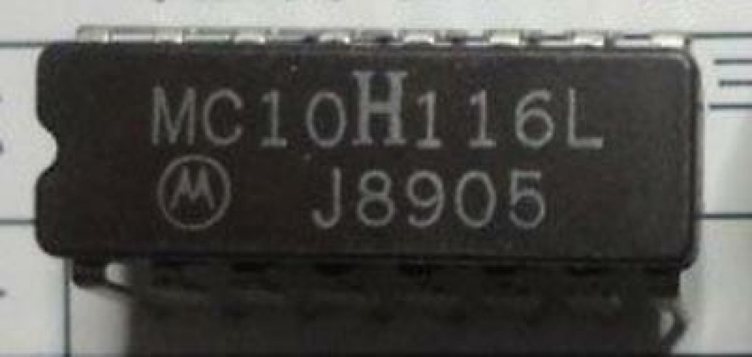 MOT MC10H116L DIP Triple Line Receiver