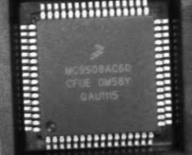 FREESCALE MC9S08AC60CFUE QFP64 Microcontrollers