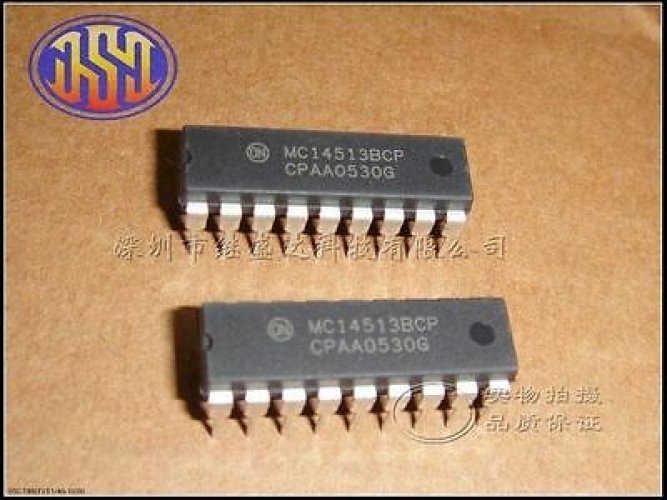 MOT MC14513BCP DIP BCD-To-Seven Segment