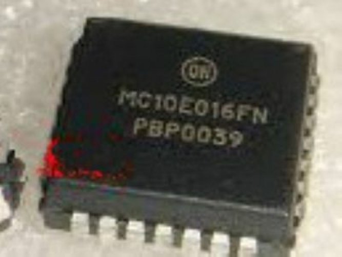 ON MC10E016FN PLCC 5V ECL 8-Bit Synchronous Binary Up