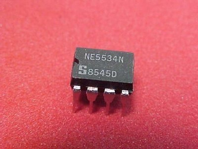 DIP-8 NE5534N PHILIPS Dual and single low noise op amp