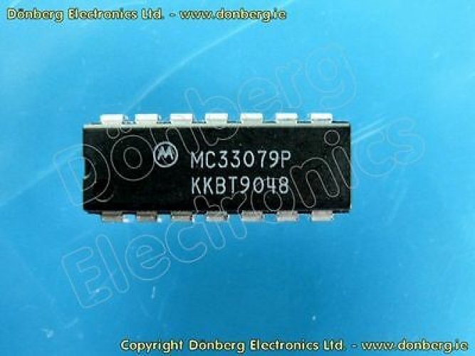 ST MC33079N DIP-14 LOW NOISE QUAD OPERATIONAL AMPLIFIERS