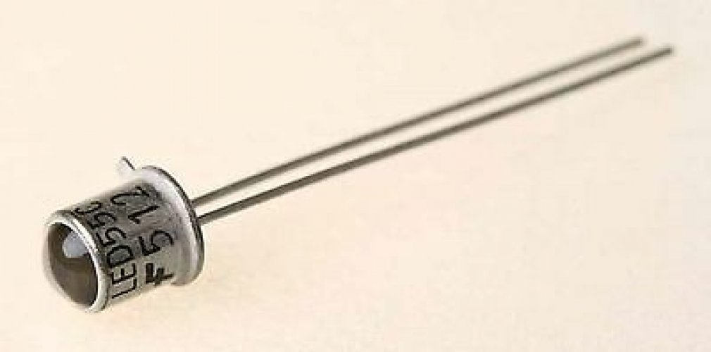 FAIRCHIL LED55C DIP-2 GaAs Infrared Emitting Diode;