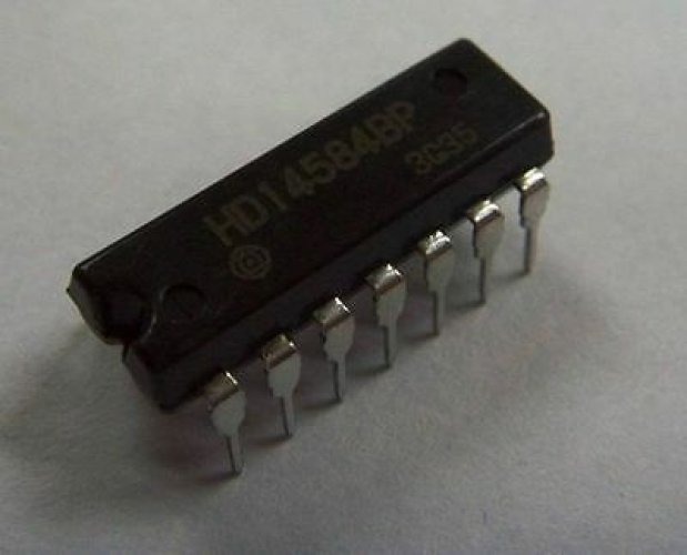 HITACHI HD14584BP DIP-14