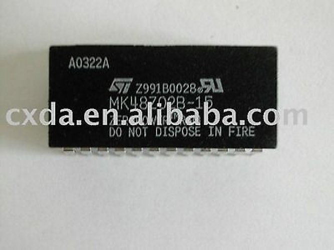 ST MK48Z02B-15 DIP-24 CMOS 2K x 8 XEROPOWER SRAM