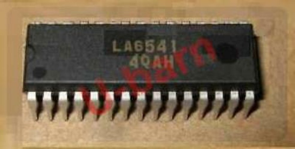 SANYO LA6541 DIP  4-channel Bridge Driver for Compact Disc