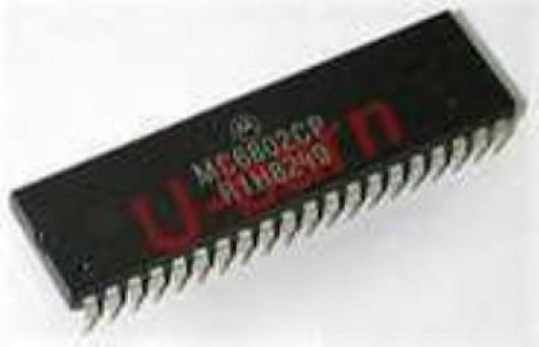 MC6802P DIP-40 Microprocessor With Clock