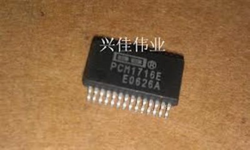 BB/TI PCM1716E SSOP-28 24-Bit 96kHz Sampling CMOS