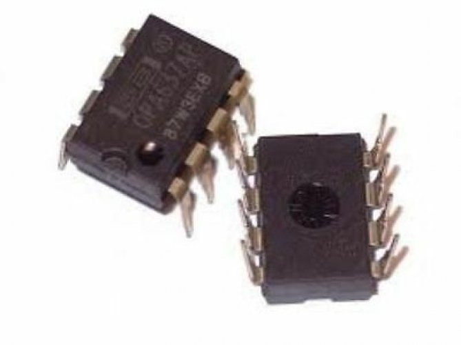 BB OPA637AP DIP-8 Precision High-Speed Difet OPERATIONAL