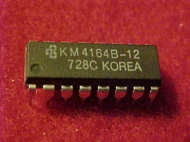 SAMSUNG KM4164B-12 DIP-16 64K X 1 BIT DYNAMIC RAM WITH