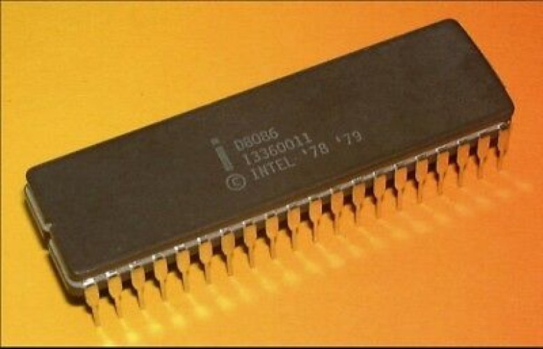 INTEL D8086 CPU DIP