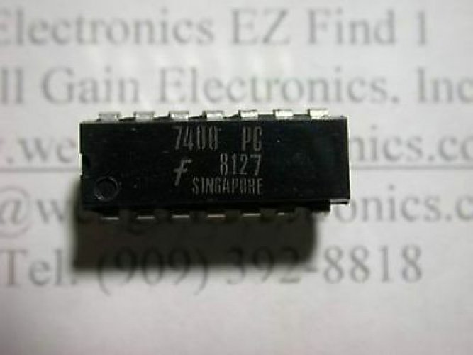 FAIRCHIL 7400PC DIP-14 QUAD 2-INPUT NAND GATE