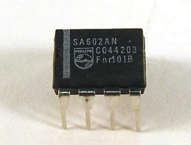 PHILIPS SA602AN DIP-8 Double-balanced mixer and oscillator