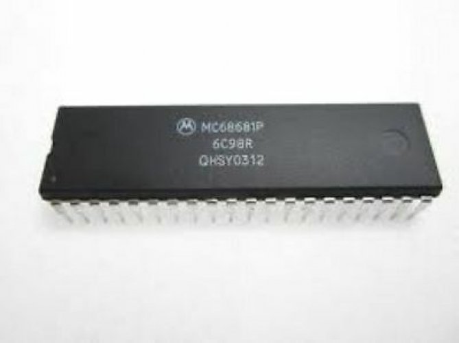 MOT MC68681P DIP Dual Asynchronous Receiver/Transmitter