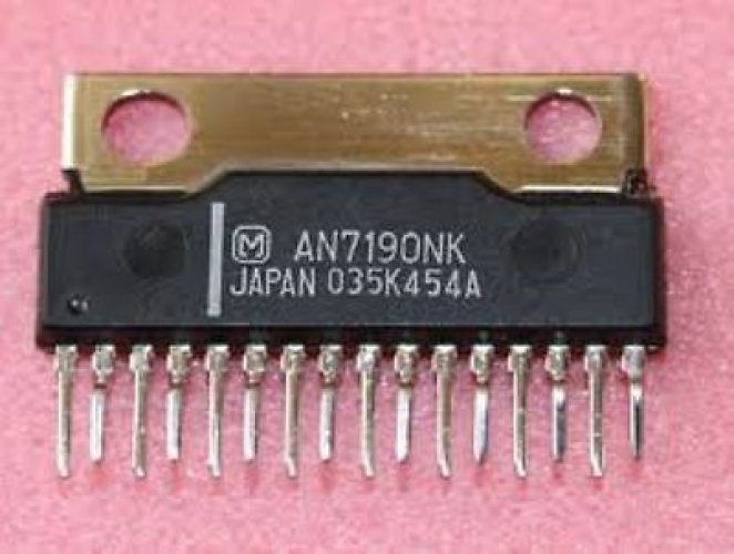 PANASANI AN7190NK ZIP-15 Dual 20 W BTL power amplifier