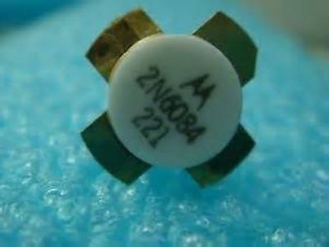 MOTOROLA 2N6084 RF RF & MICROWAVE TRANSISTORS