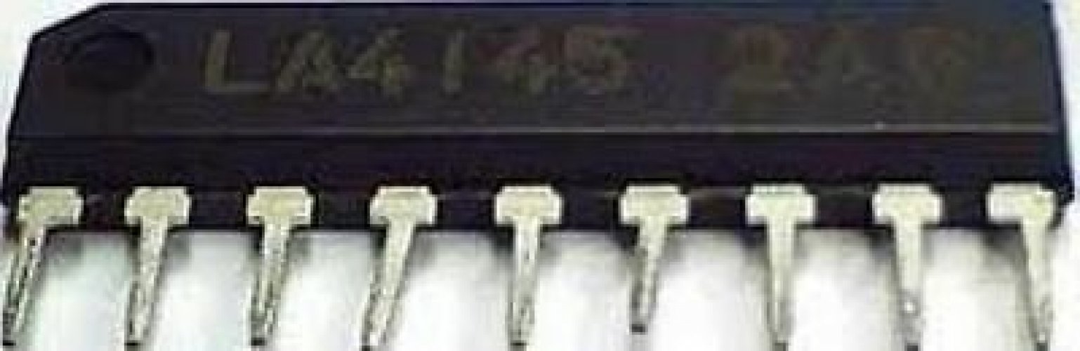 SANYO LA4145 ZIP-9 0.6 to 0.9 W AF Power Amplifier for