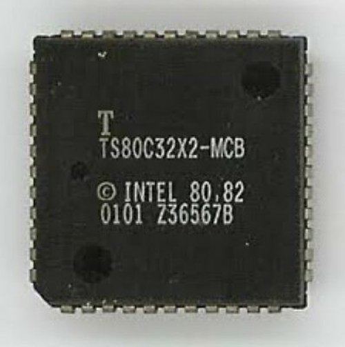 TS80C32X2-MCB PLCC-44 8-bit CMOS Microcontroller