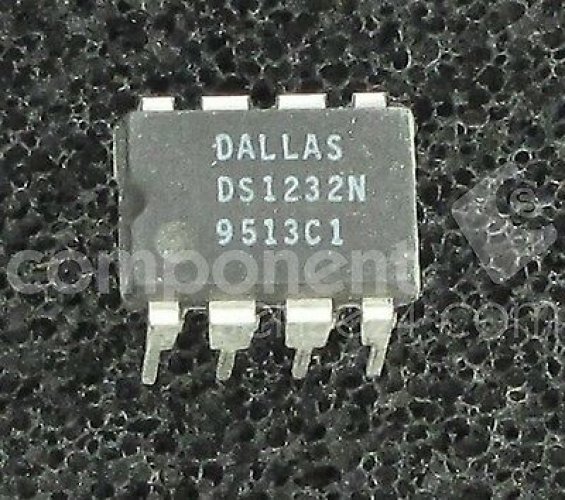 DALLAS DS1232N DIP-8 Low Power MicroMonitor Chip