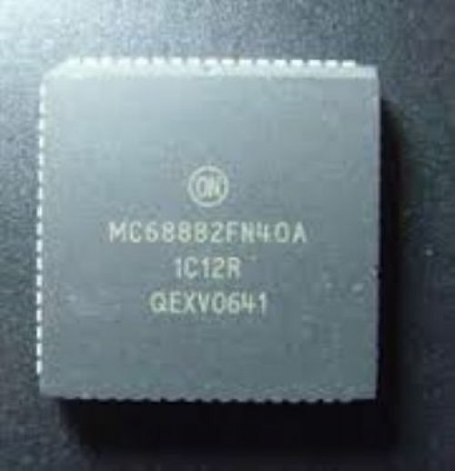 MOT MC68882FN40A PLCC-68 MC680X0 FPU COPROCESSOR