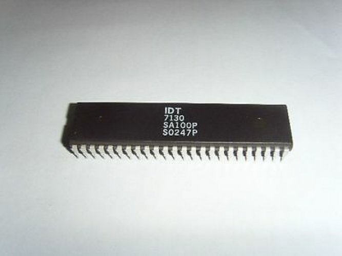 IDT IDT7130SA100P DIP-48 HIGH-SPEED 1K x 8 DUAL-PORT