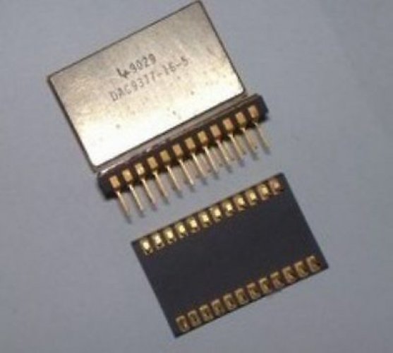 SIPEX DAC9377-16-5 DIP-24 16-Bit Digital-to-Analog