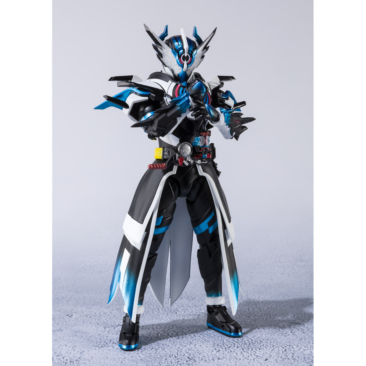 Bandai S.H.Figuarts Kamen Rider Cross-Zevol Action Figure | eBay