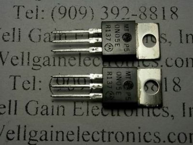 MOTOROLA MTP50N05E TO-220 TMOS POWER FET 42 AMPERES 60