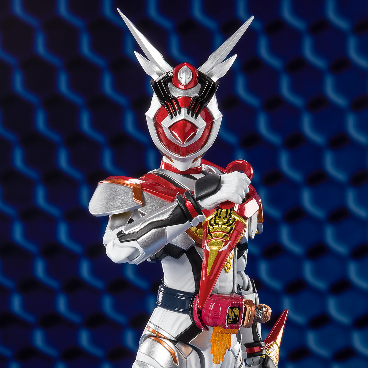 Bandai S.H.Figuarts Kamen Rider Aguilera Queen Bee Genome