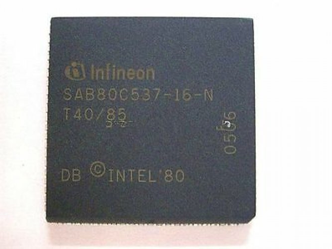 SIEMENS SAB80C515A-N18-T3 PLCC-68 8-Bit CMOS