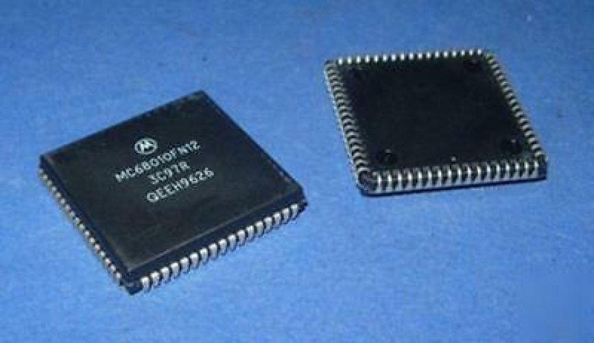 MC68010FN12 DIP
