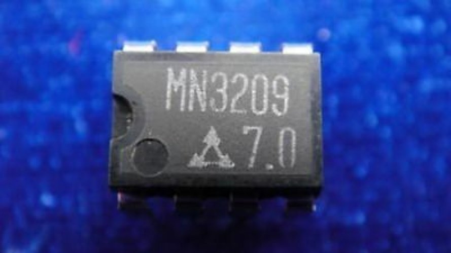 PANASONI MN3209 DIP-8 256 STAGE LOW VOLTAGE OPERATION LOW
