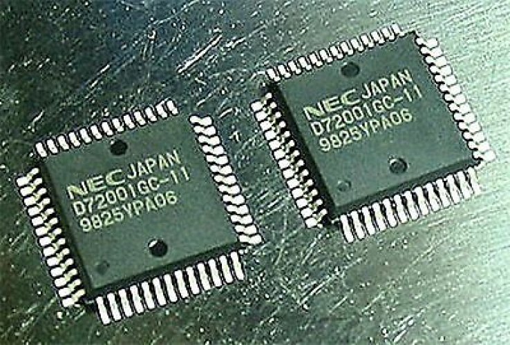 NEC UPD72001GC-11 QFP-52 MULTI-PROTOCOL SERIAL CONTROLLERS